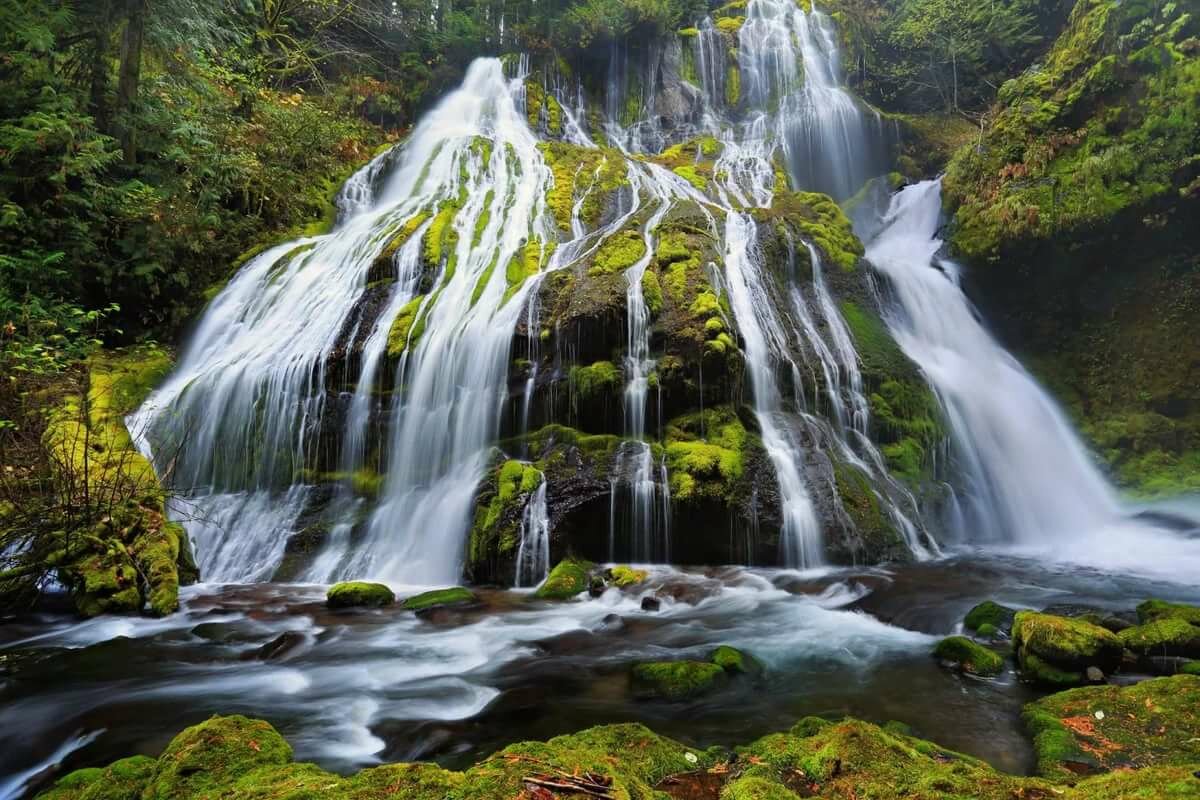 водопад фото высокого качества фото