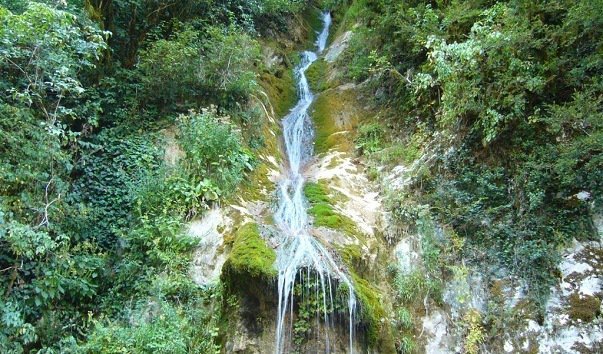 водопад мужские слезы абхазия фото
