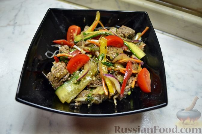 вок с говядиной и овощами фото