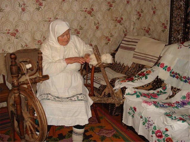 вышивальщицы бабушки фото