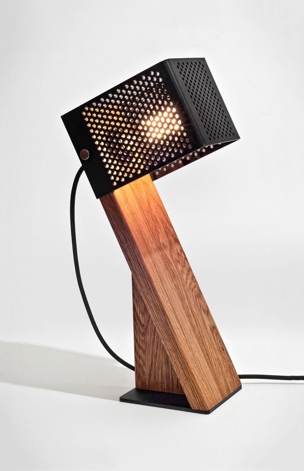 wood lamp фото