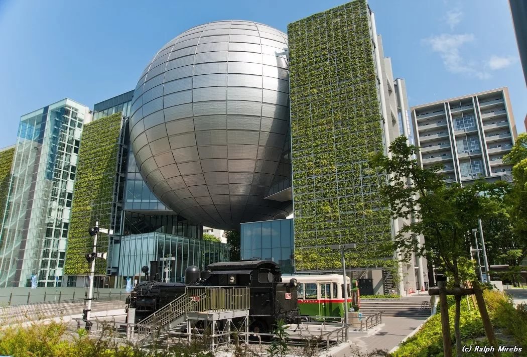 япония — планетарий nagoya city science museum. фото
