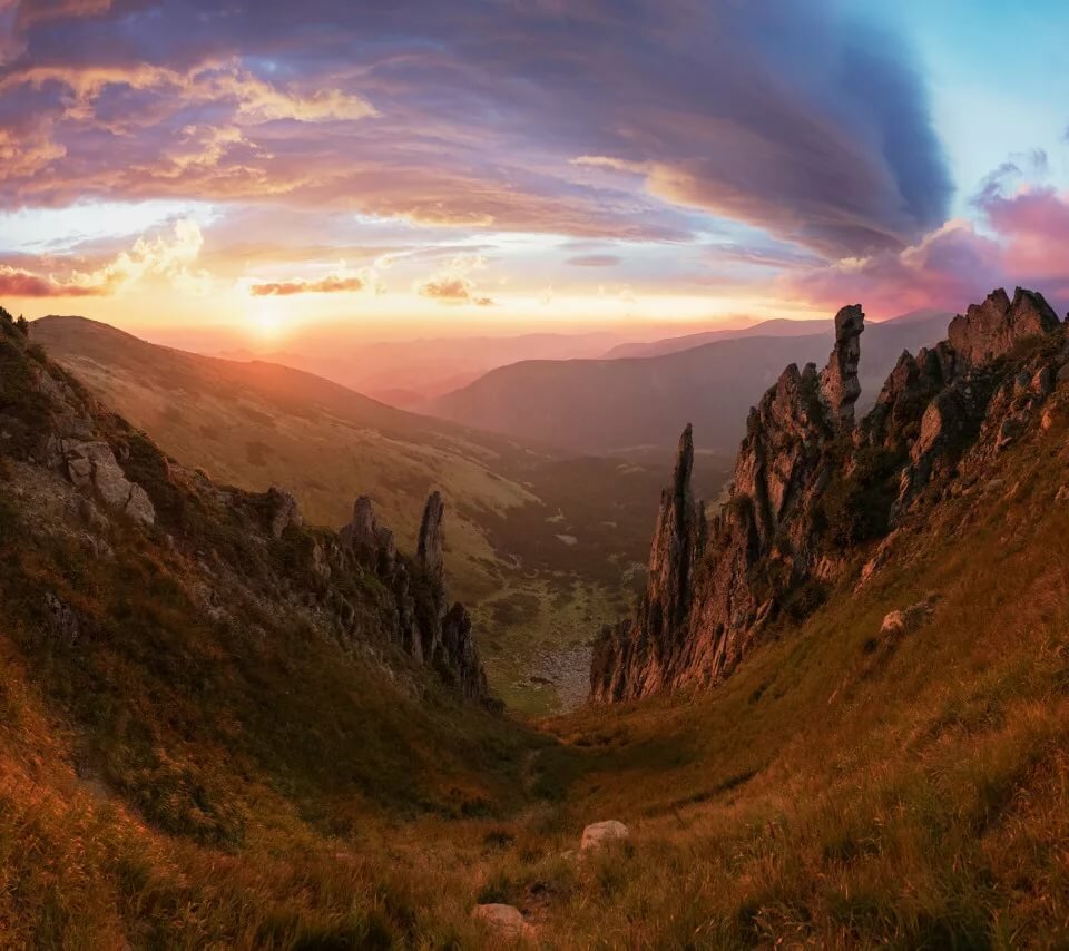 закат в горах фото