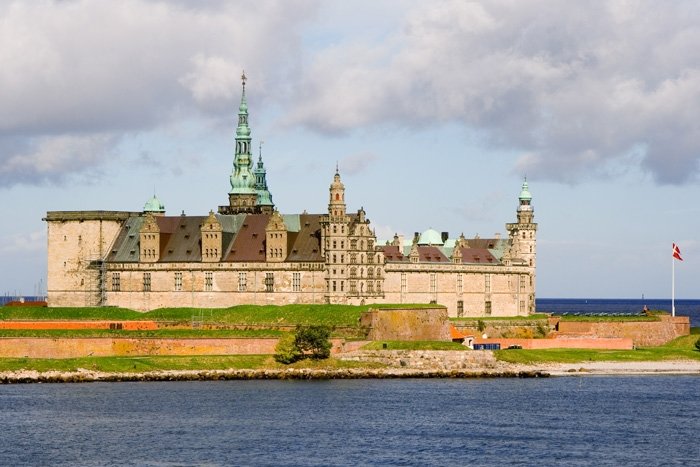 замок кронборг дания фото