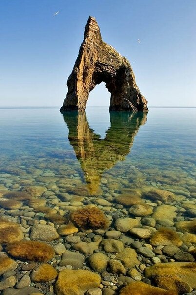 золотые ворота карадага в крыму фото