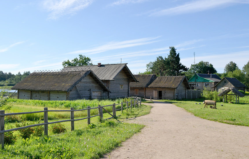 бугрово пушкинские горы фото