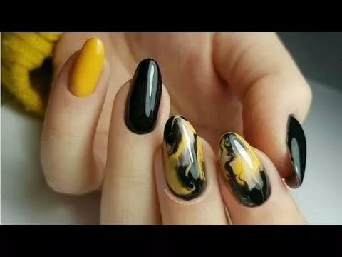чёрно золотой маникюр фото