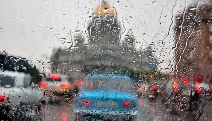 дождь в питере фото