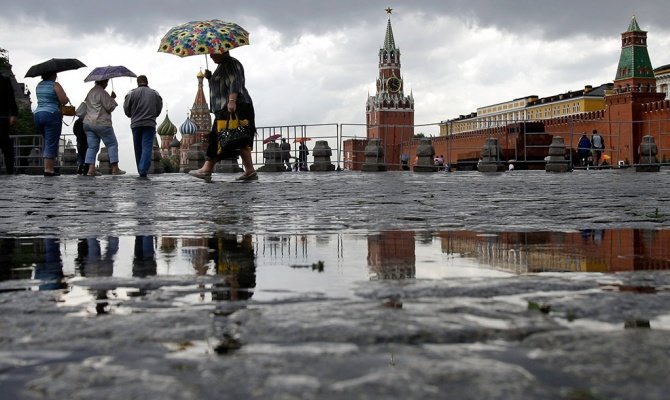 дождливая москва фото