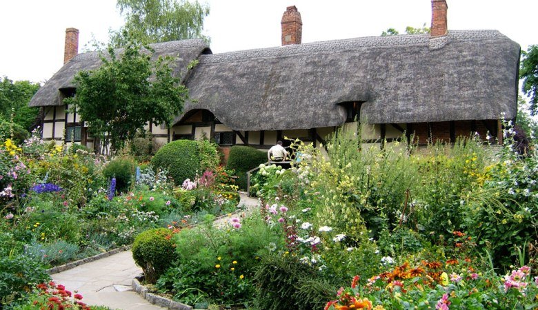 english cottage garden фото