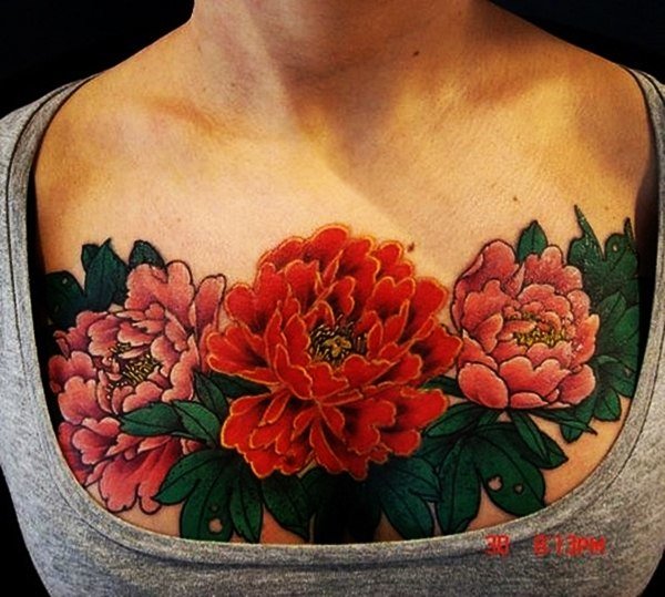 flower tattoo chest фото
