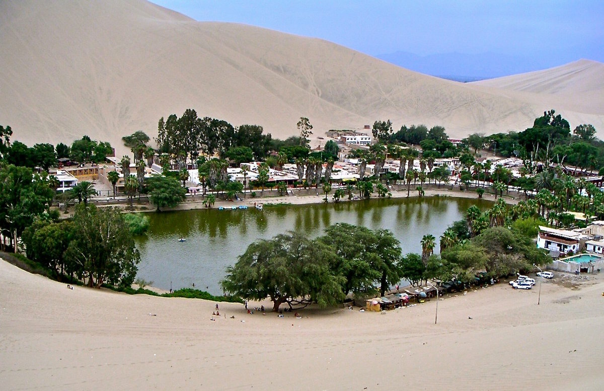 huacachina оазис в перу фото