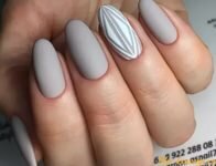 матовый маникюр круглая форма фото