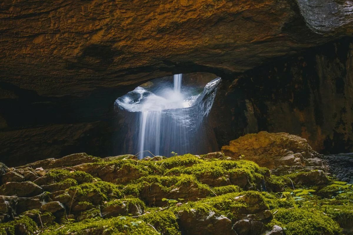 салтинский водопад фото