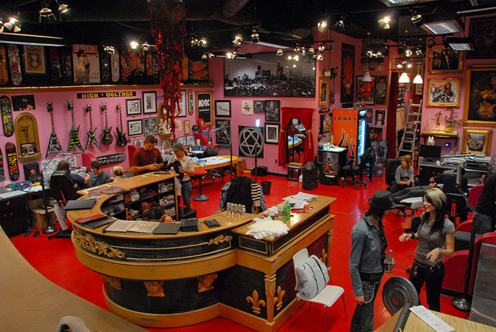 tattoo shop фото