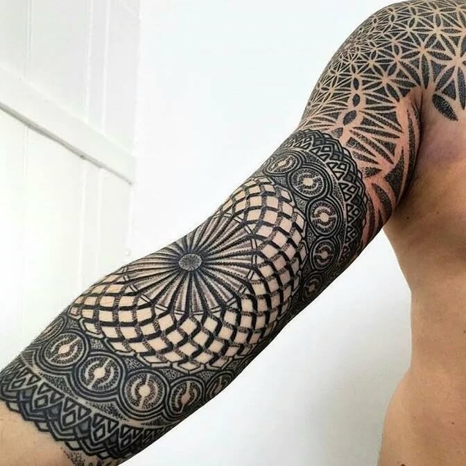 тату рукава blackwork dotwork фото