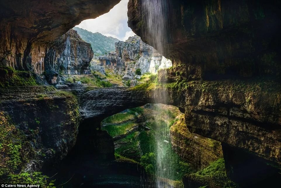 водопад баатара, ливан фото