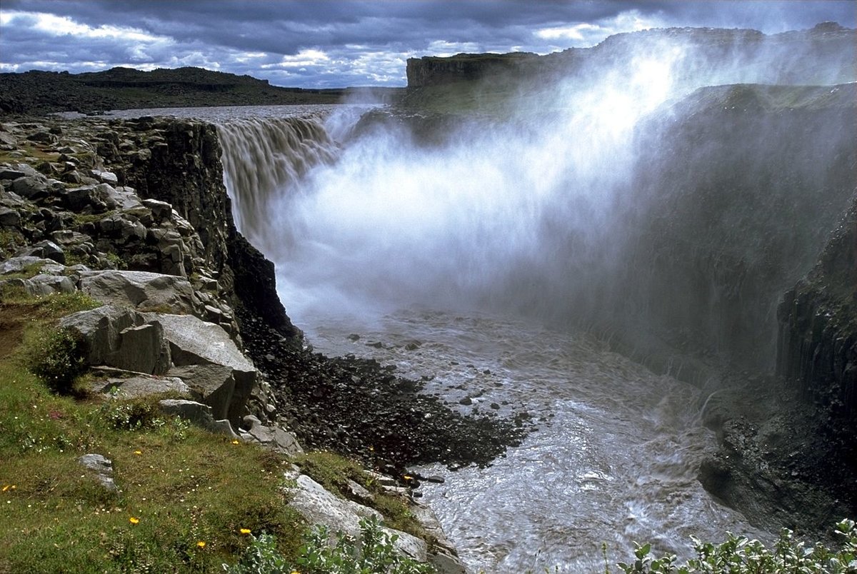 водопад деттифосс исландия фото