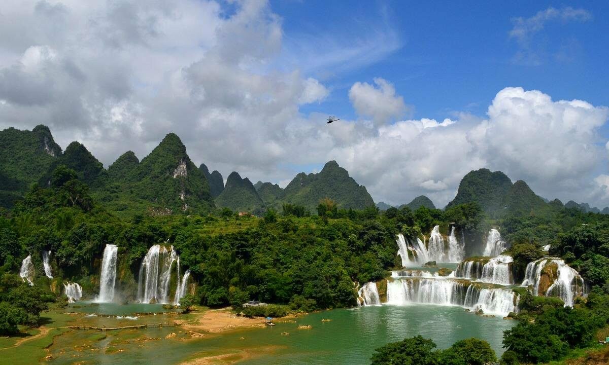 водопад дэтянь вьетнам фото