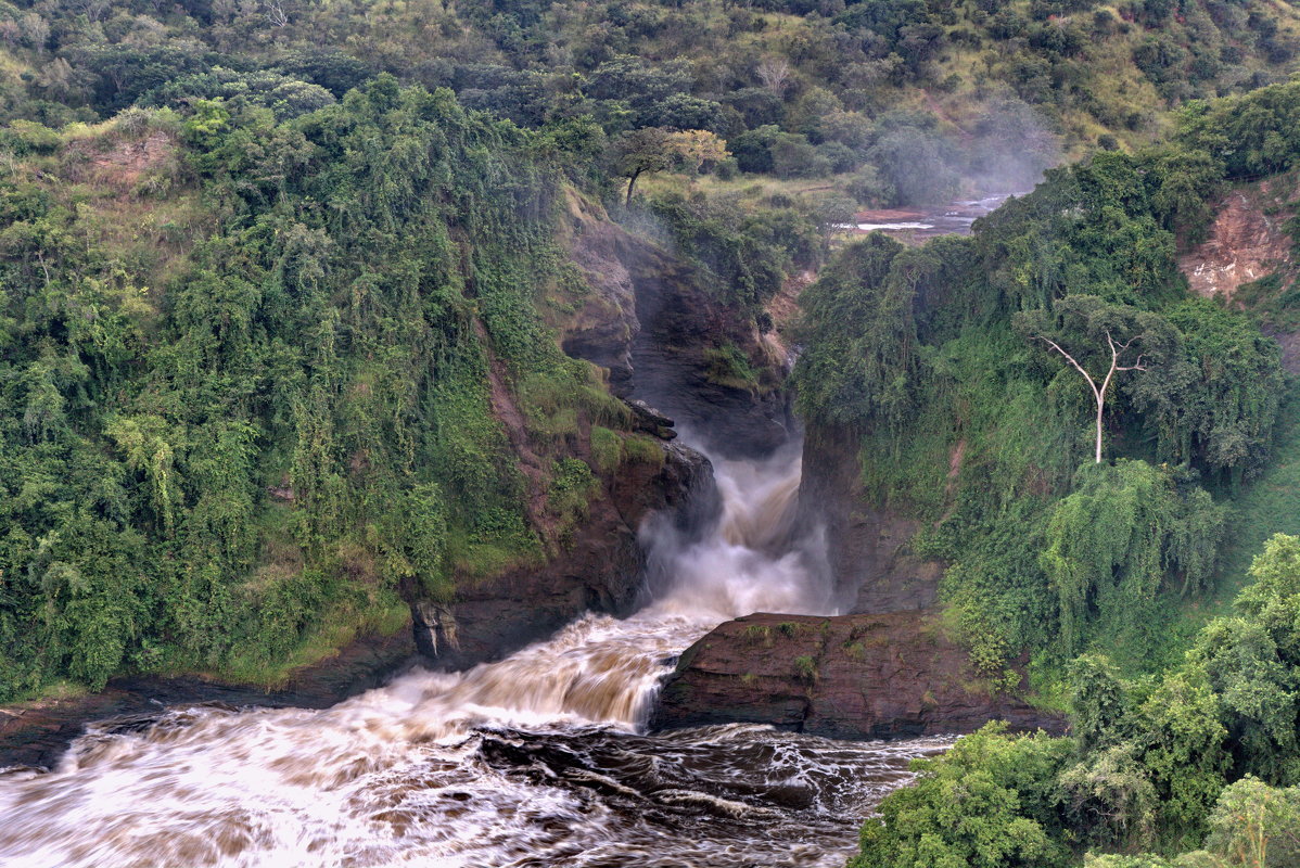 водопад кабарега фото