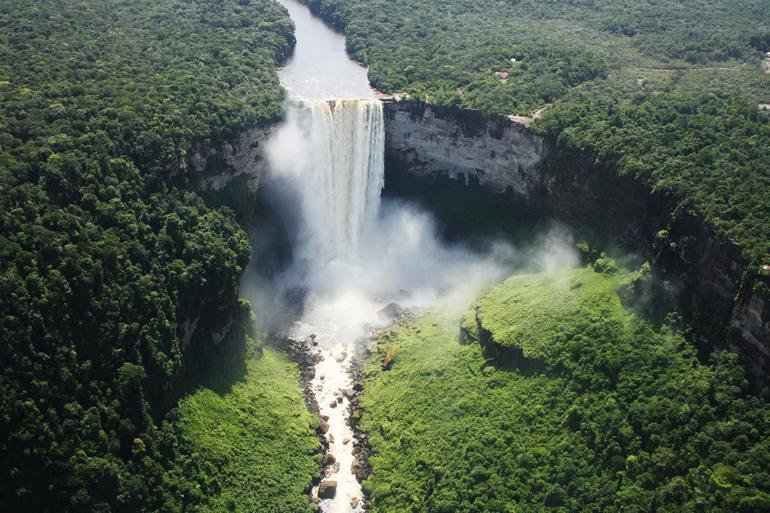 водопад кайетур, гайана фото