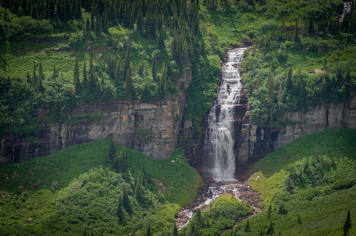 водопад текендама фото