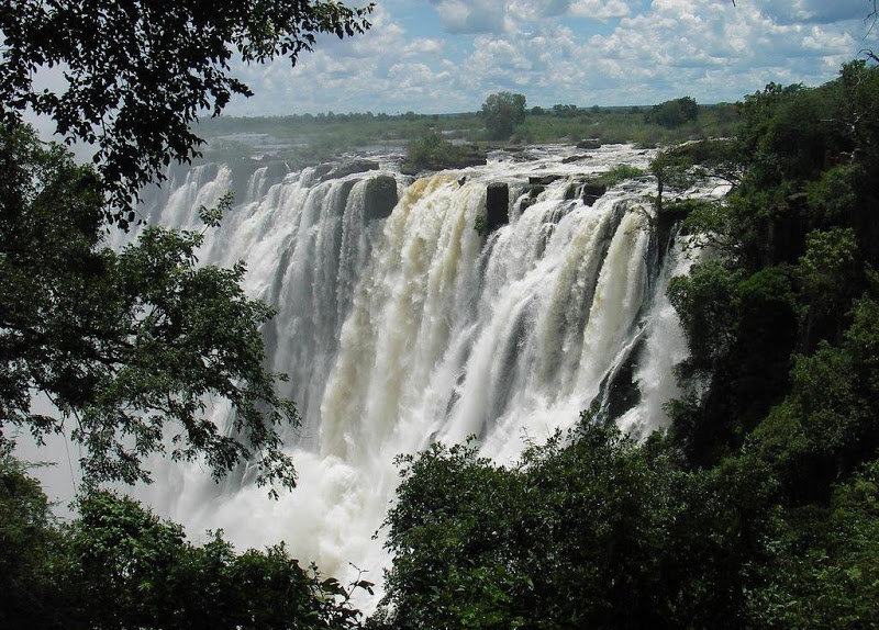 водопад виктория на реке замбези фото