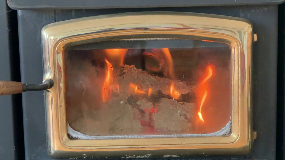 wood-burning stove фото